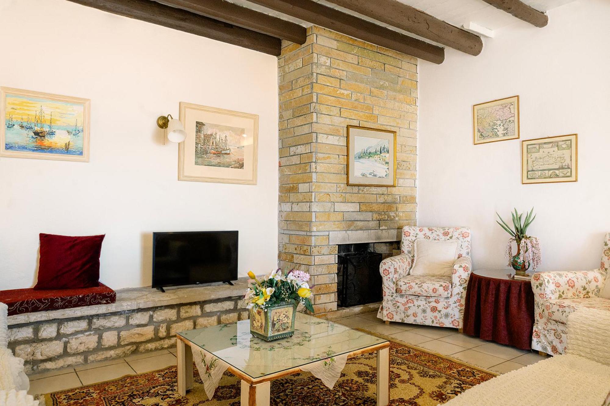 Nissaki Olive Press Villas Niszáki Kültér fotó